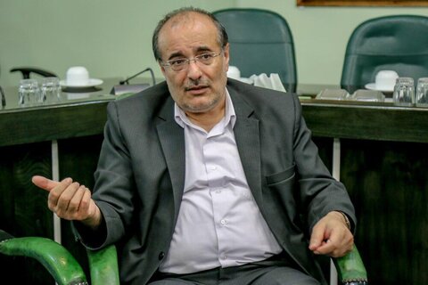 غضنفری: با وصول مطالبات، امکان احداث ۵ پالایشگاه، ۵ پتروشیمی و ۵ نیروگاه فراهم میشود